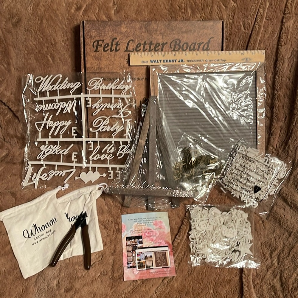 Whoaon Felt Letter Board. Rustic wood frame. Easel included, letters and bags.